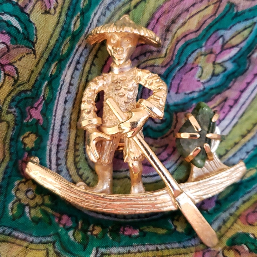 VTG BSK oriental boatsman brooch gold color/+Jade - Picture 9 of 9